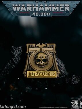 Warhammer 40k Fantasy Ultra Marine Collectors Pin NEW Collectible Games DnD TCG